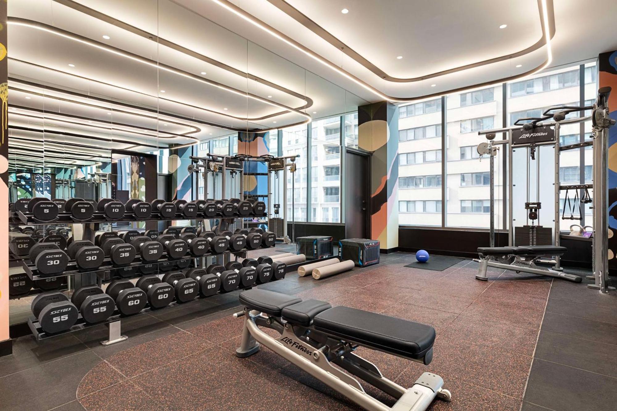 Canopy By Hilton Toronto Yorkville Exterior photo